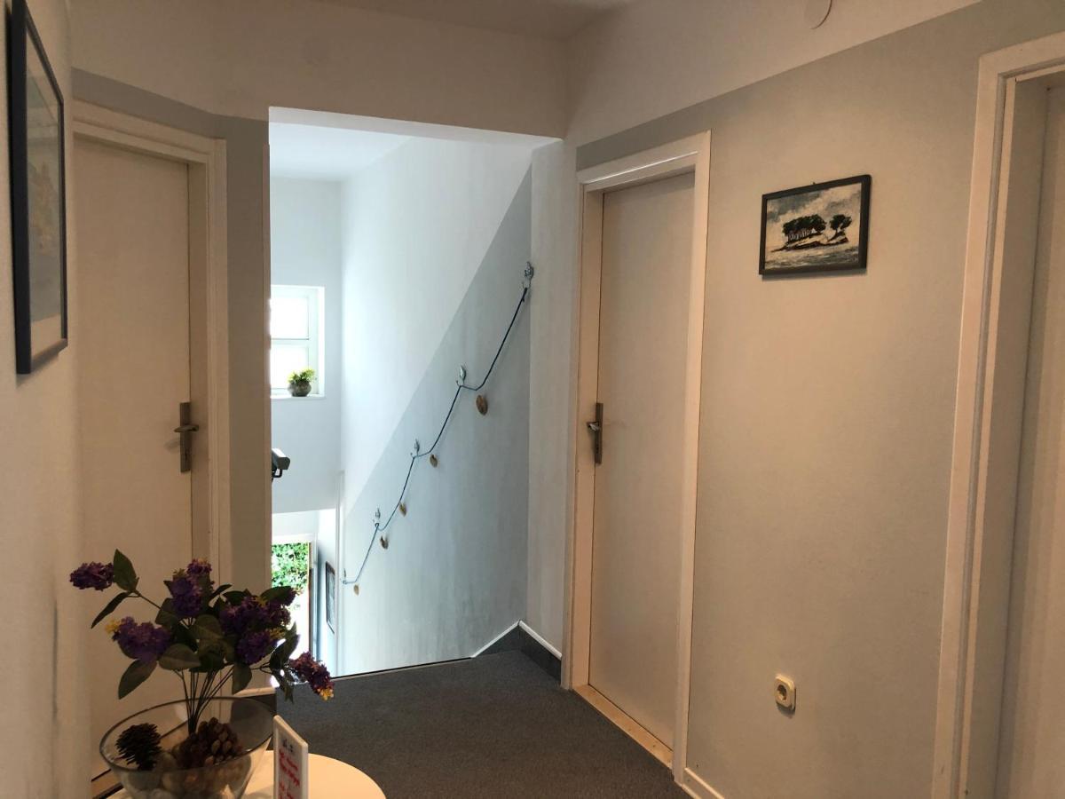 Rooms Ena Rovinj Luaran gambar