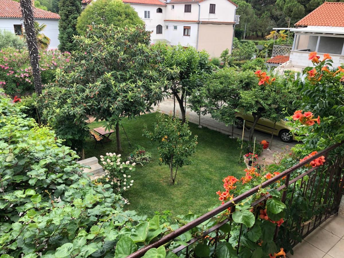 Rooms Ena Rovinj Luaran gambar