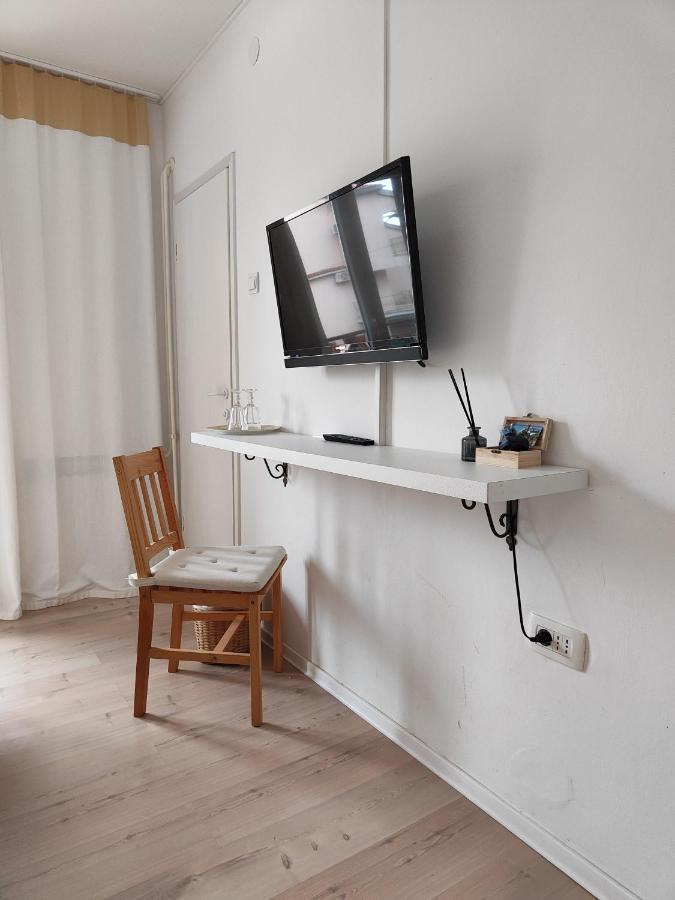 Rooms Ena Rovinj Luaran gambar